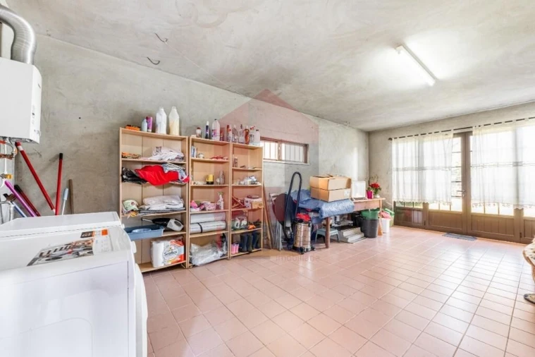 Moradia T5 para Venda em Pico de Regalados, Gondiães e Mós Foto 25