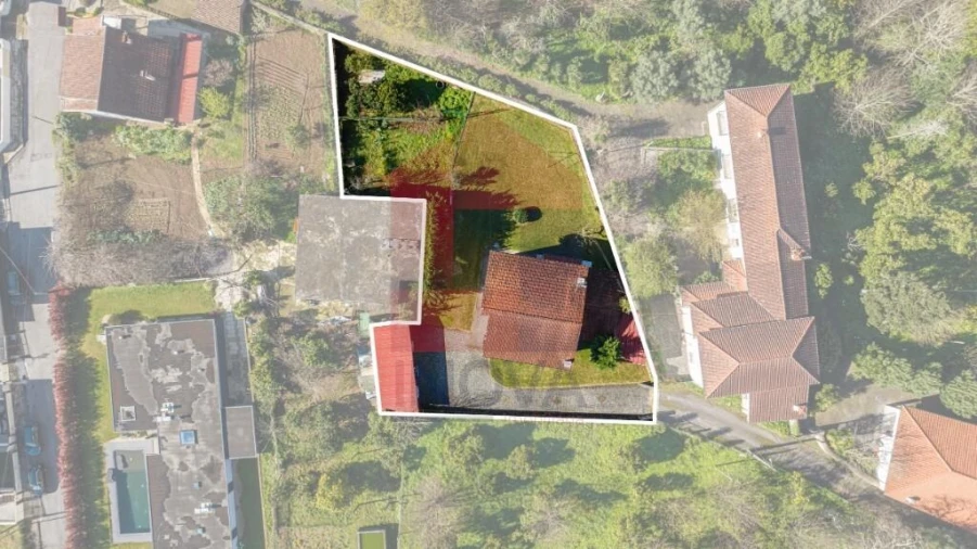 Moradia T5 para Venda em Pico de Regalados, Gondiães e Mós Foto 38