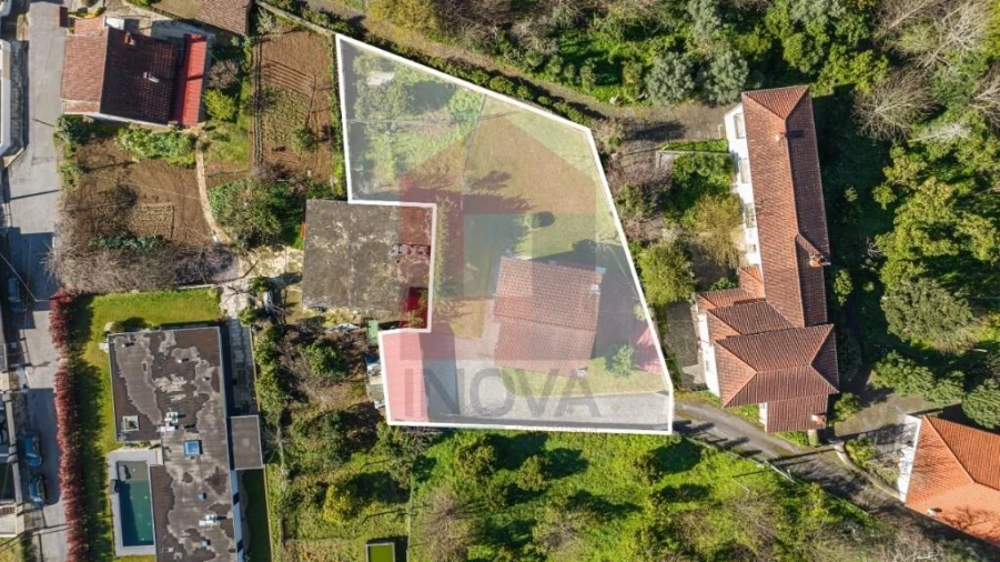 Moradia T5 para Venda em Pico de Regalados, Gondiães e Mós Foto 39