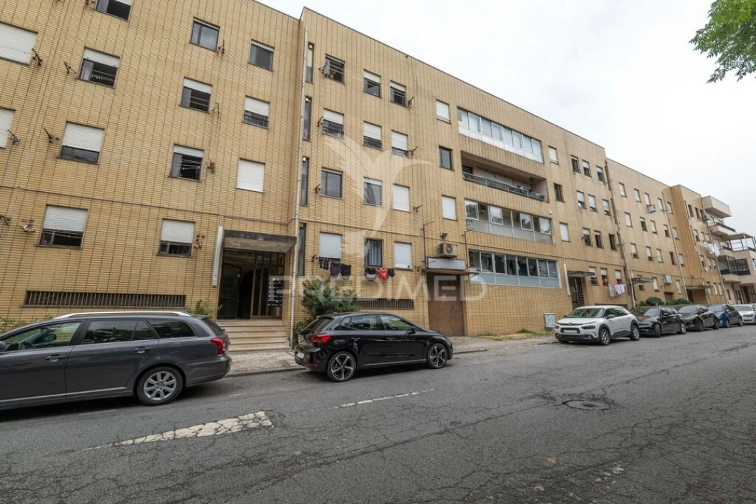 Garagem para Venda em Braga (Maximinos, Sé e Cividade) Foto 17