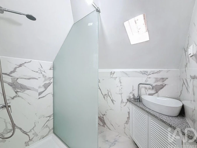 Moradia T3 para Venda em Funchal (São Pedro) Foto 16