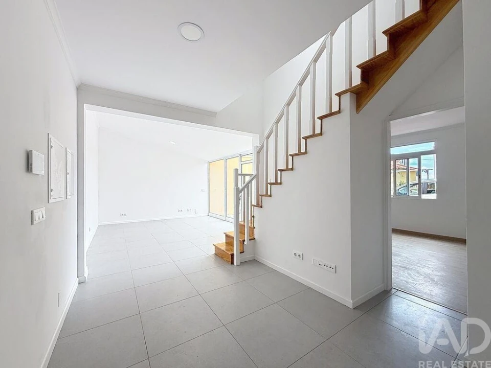 Moradia T3 para Venda em Funchal (São Pedro) Foto 18