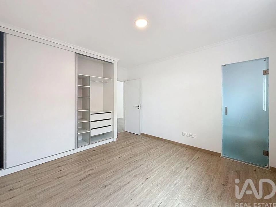 Moradia T3 para Venda em Funchal (São Pedro) Foto 9