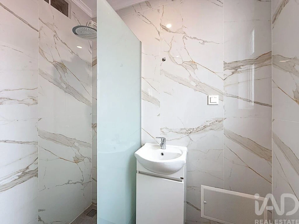 Moradia T3 para Venda em Funchal (São Pedro) Foto 17