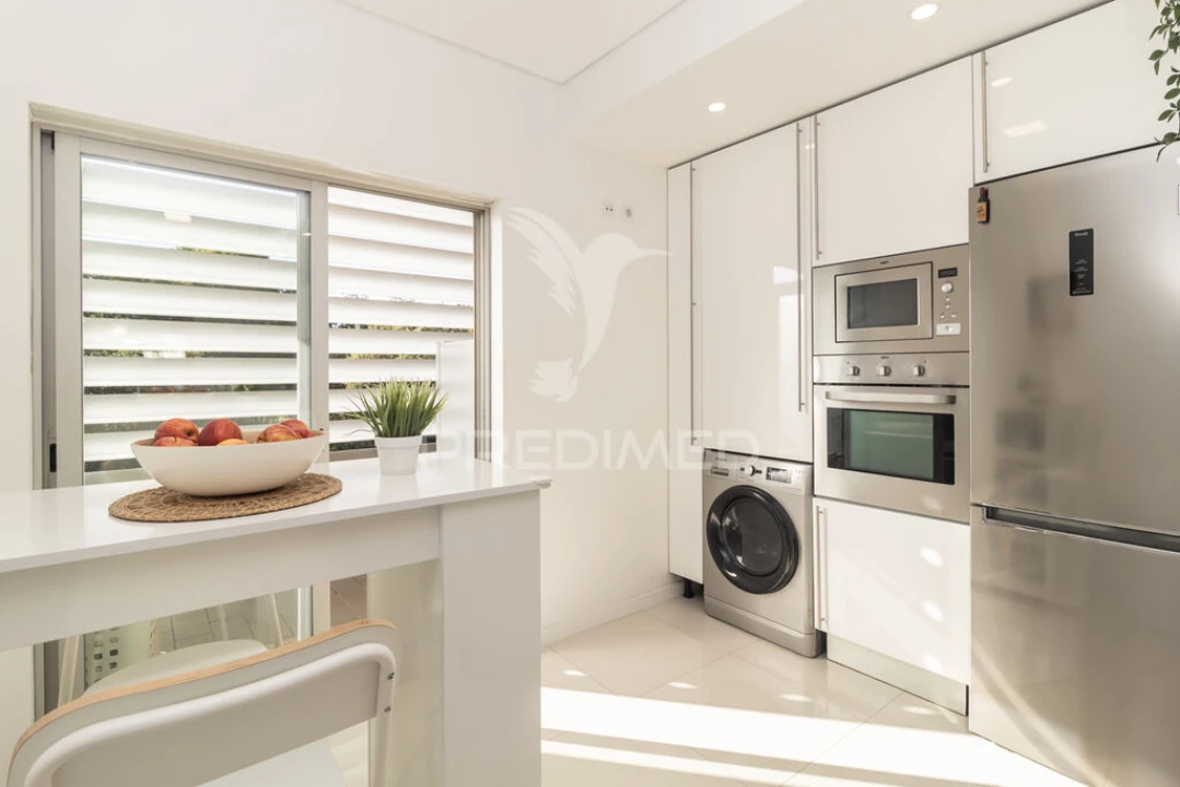 Apartamento T3 para Venda em Seixal, Arrentela e Aldeia de Paio Pires Foto 9