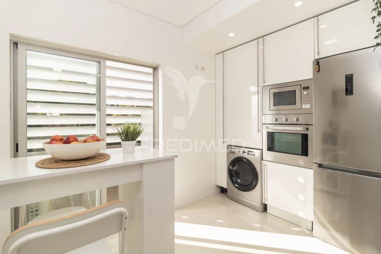 Apartamento T3 para Venda em Seixal, Arrentela e Aldeia de Paio Pires Foto 9