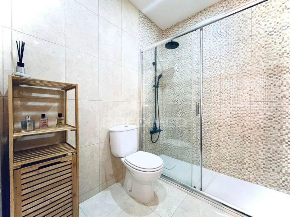 Apartamento T2 para Venda em Sandim, Olival, Lever e Crestuma Foto 11