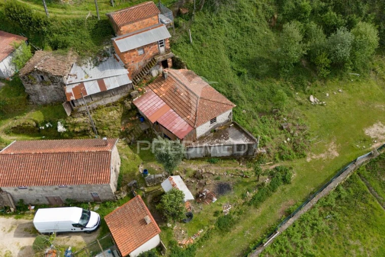 Moradia T3 para Venda em Chorense e Monte Foto 10