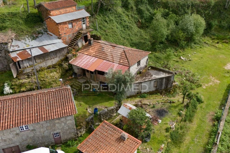 Moradia T3 para Venda em Chorense e Monte Foto 4