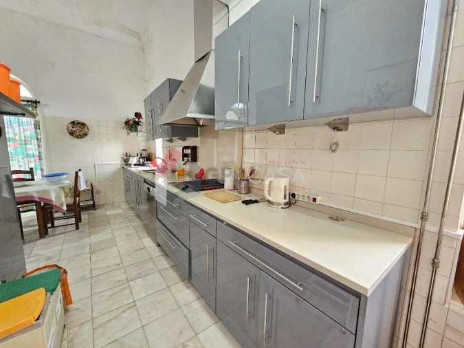 Moradia T5 para Venda em São Mateus da Calheta Foto 5