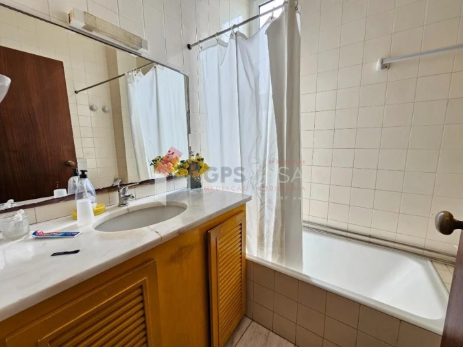 Moradia T5 para Venda em São Mateus da Calheta Foto 17