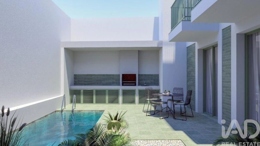 Moradia T9 para Venda em Faro (Sé e São Pedro) Foto 3