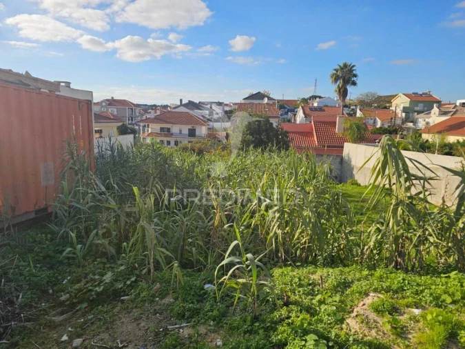 Terreno para Venda em Charneca de Caparica e Sobreda Foto 4
