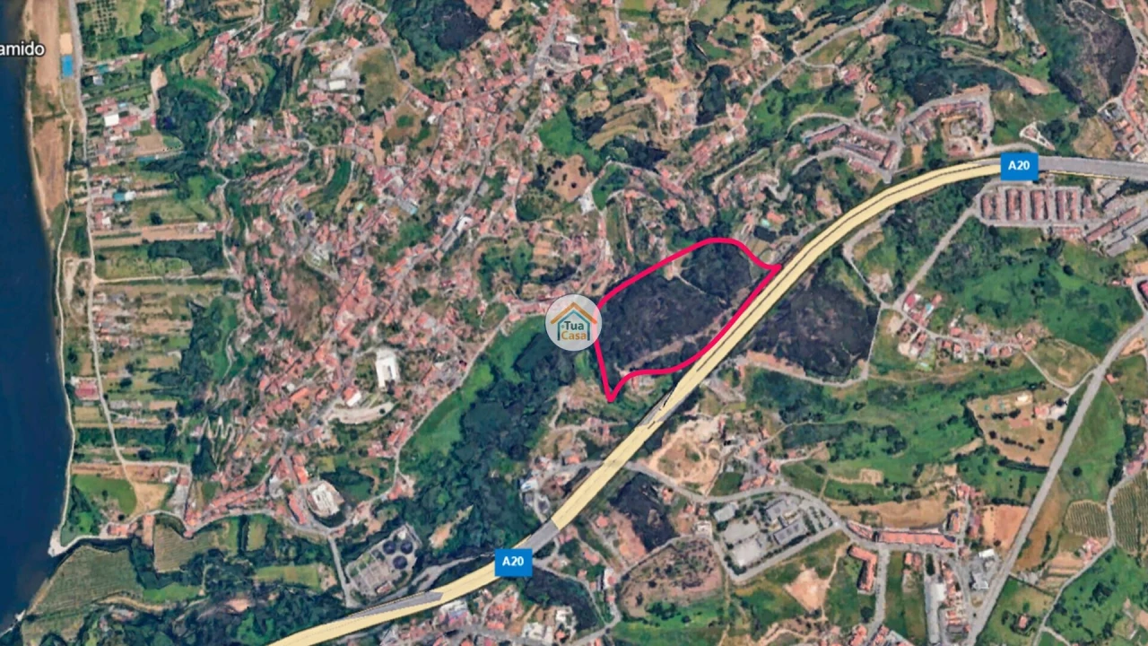 Terreno para Venda em Vilar de Andorinho Foto 13