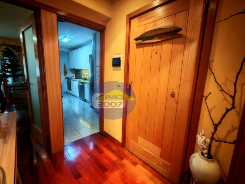 Apartamento T2 para Venda em Moreira Foto 3