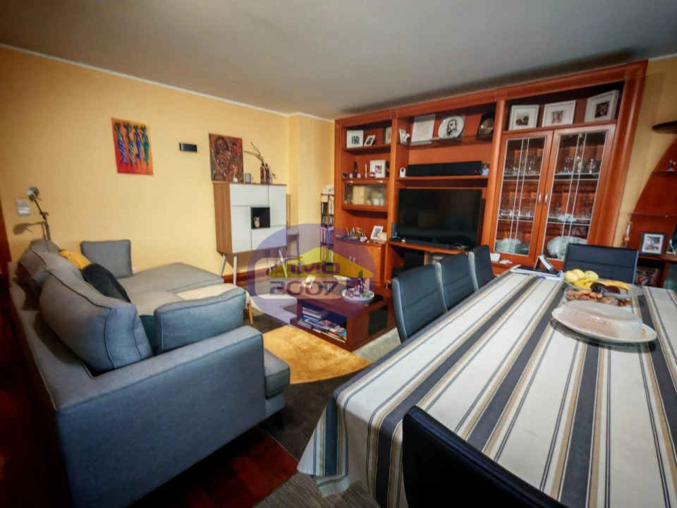 Apartamento T2 para Venda em Moreira Foto 13