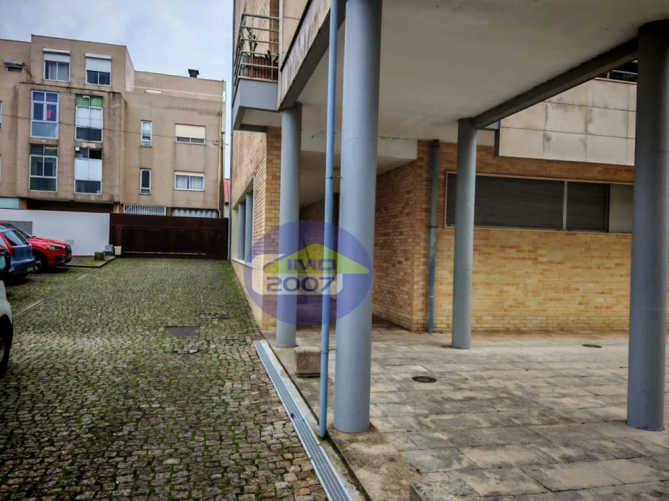 Apartamento T2 para Venda em Moreira Foto 40