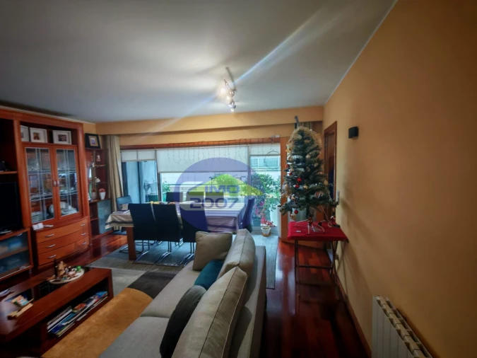 Apartamento T2 para Venda em Moreira Foto 14