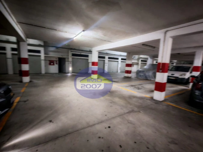 Apartamento T2 para Venda em Moreira Foto 32