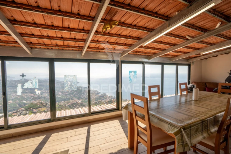 Moradia T2 para Venda em Camara de Lobos Foto 14