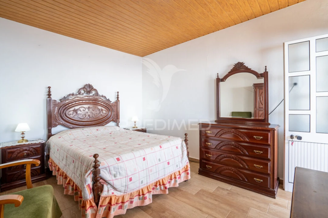 Moradia T2 para Venda em Camara de Lobos Foto 16