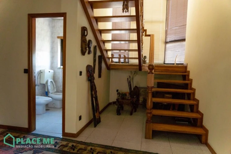 Moradia T4 para Venda em Palmeira Foto 5