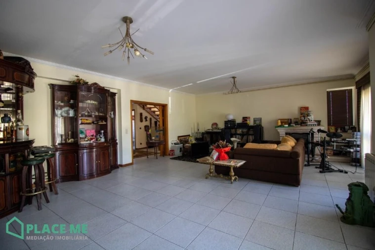 Moradia T4 para Venda em Palmeira Foto 4