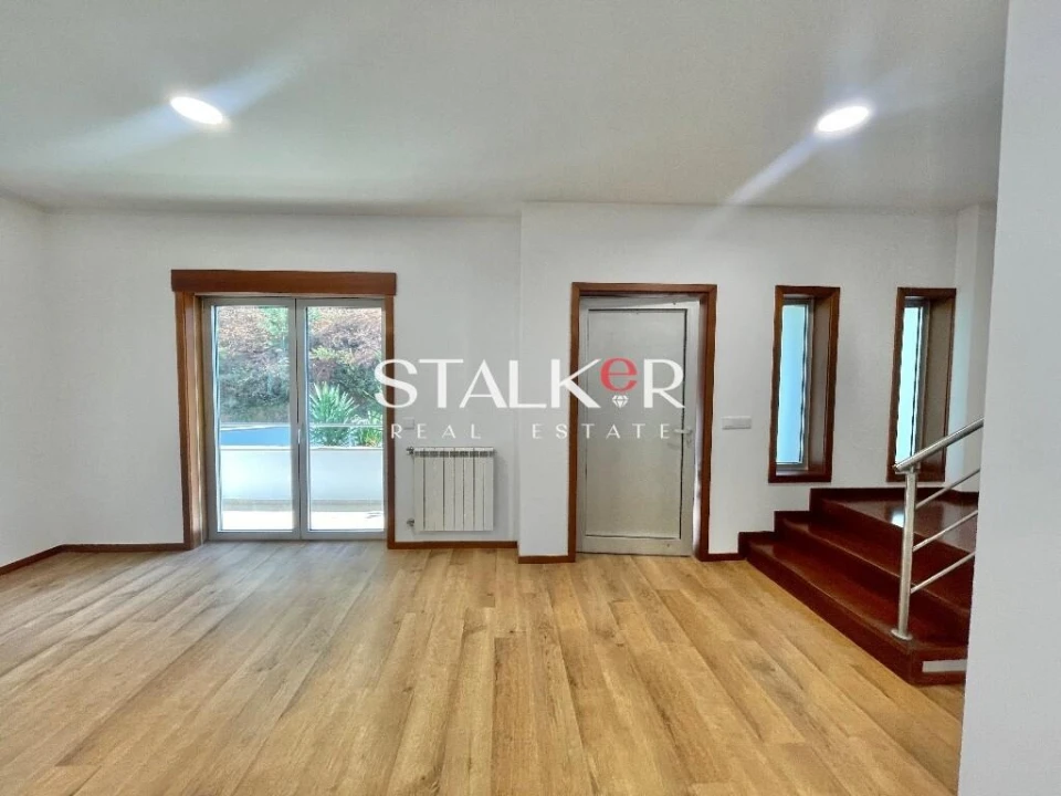 Moradia T3 para Venda em São João da Madeira Foto 3