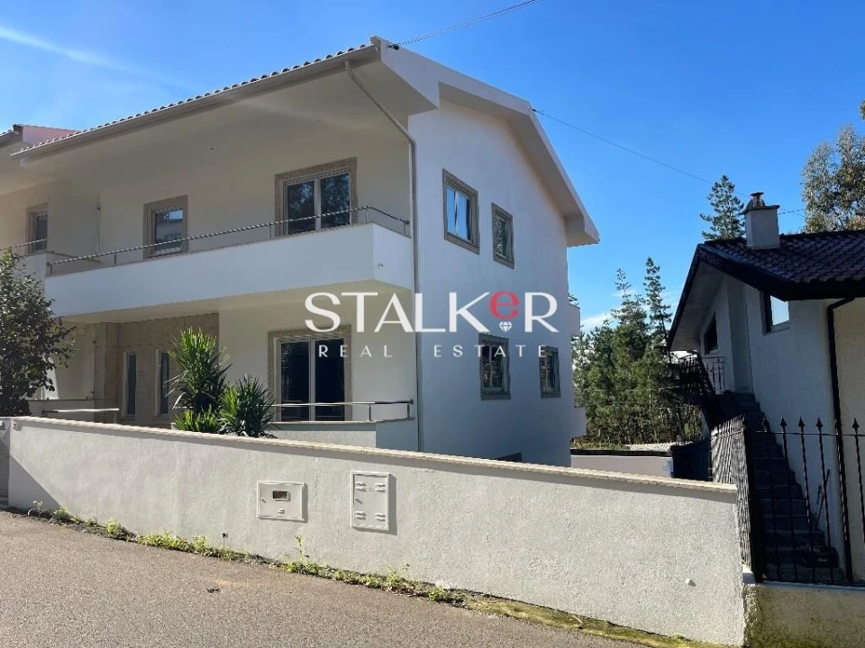 Moradia T3 para Venda em São João da Madeira Foto 6