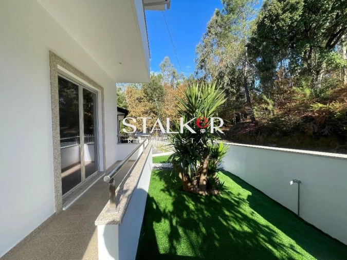 Moradia T3 para Venda em São João da Madeira Foto 4