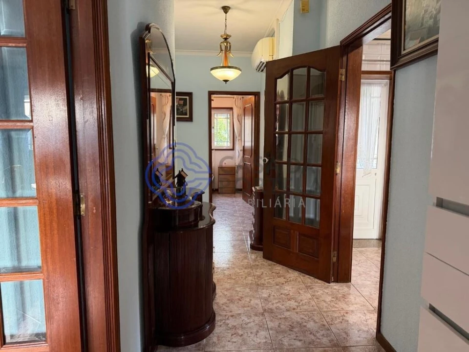 Moradia T2 para Venda em Guilhufe e Urrô Foto 8