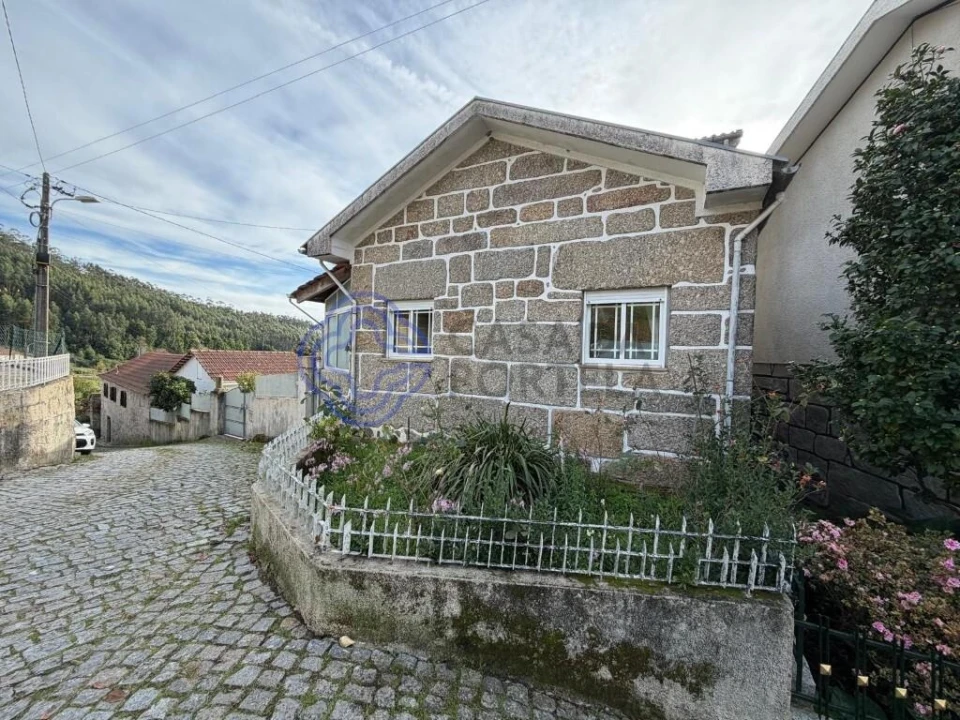 Moradia T2 para Venda em Guilhufe e Urrô Foto 51