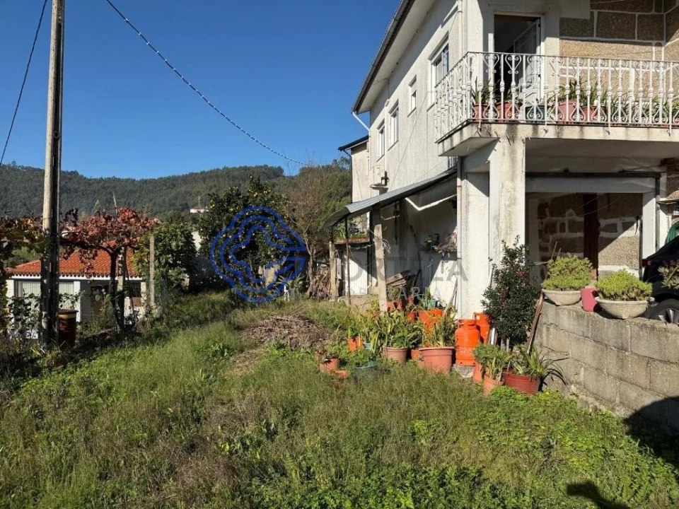 Moradia T2 para Venda em Guilhufe e Urrô Foto 36