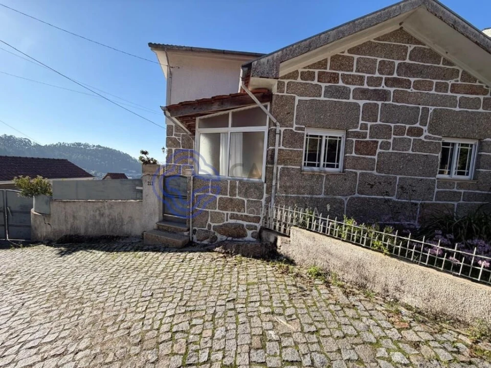 Moradia T2 para Venda em Guilhufe e Urrô Foto 54