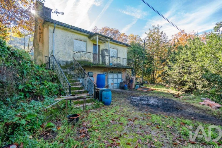 Moradia T2 para Venda em Escariz (São Mamede) e Escariz (São Martinho) Foto 1