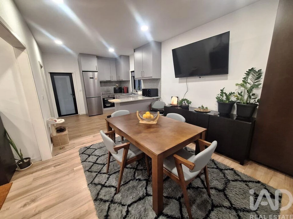 Moradia T3 para Venda em Baguim do Monte (Rio Tinto) Foto 1