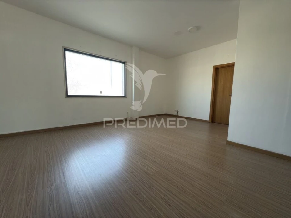 Loja para Arrendamento em Barbacena e Vila Fernando Foto 7