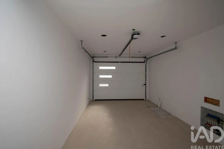 Moradia T4 para Venda em Maceira Foto 20