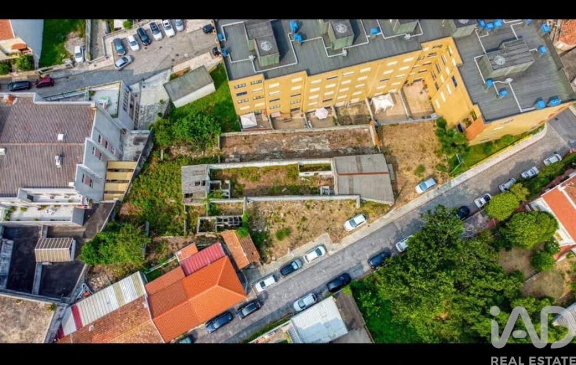 Terreno para Venda em Gondomar (São Cosme), Valbom e Jovim Foto 3