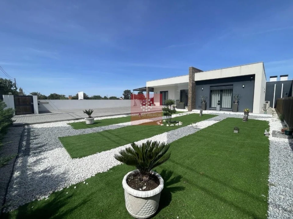 Moradia T3 para Venda em Marinhais Foto 1