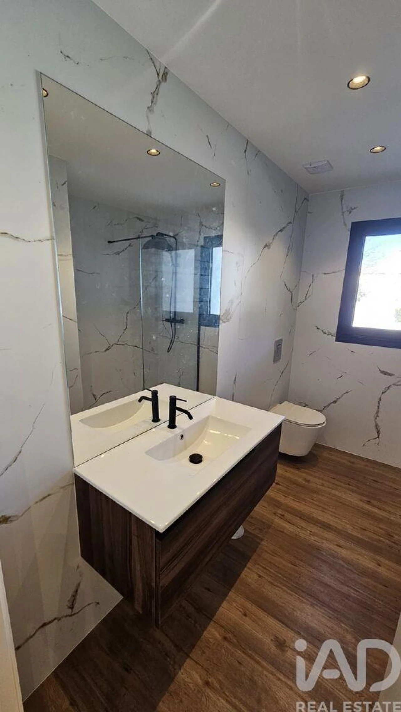 Moradia T3 para Venda em Loule (São Sebastião) Foto 14