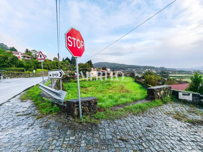 Moradia T2 para Venda em Campo e Tamel (São Pedro Fins) Foto 2
