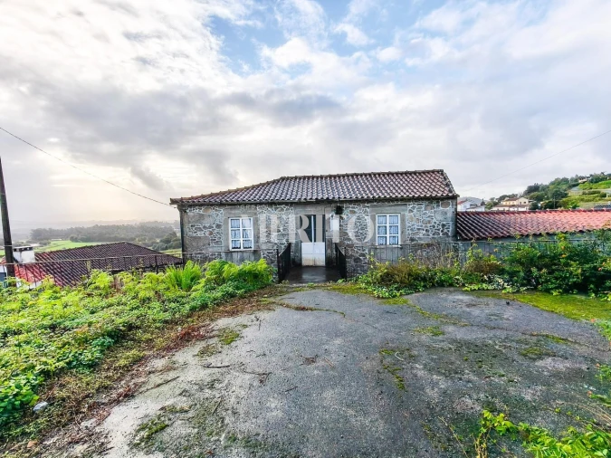 Moradia T2 para Venda em Campo e Tamel (São Pedro Fins) Foto 1