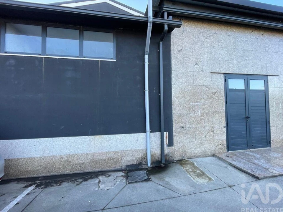 Loja para Venda em Manhente Foto 4