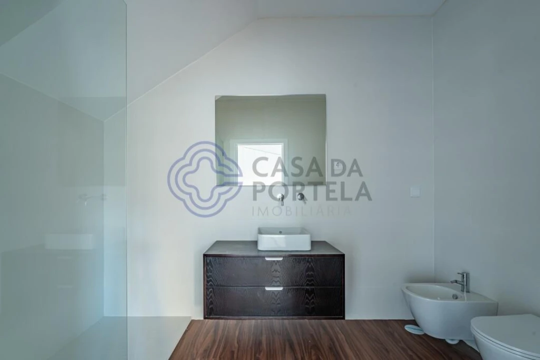 Apartamento T3 para Venda em Lordelo do Ouro e Massarelos Foto 3