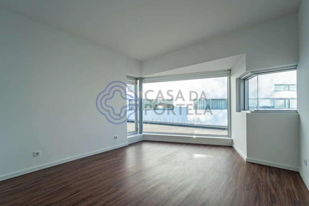 Apartamento T3 para Venda em Lordelo do Ouro e Massarelos Foto 23