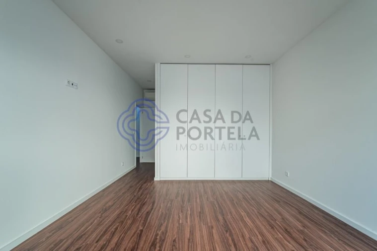 Apartamento T3 para Venda em Lordelo do Ouro e Massarelos Foto 22