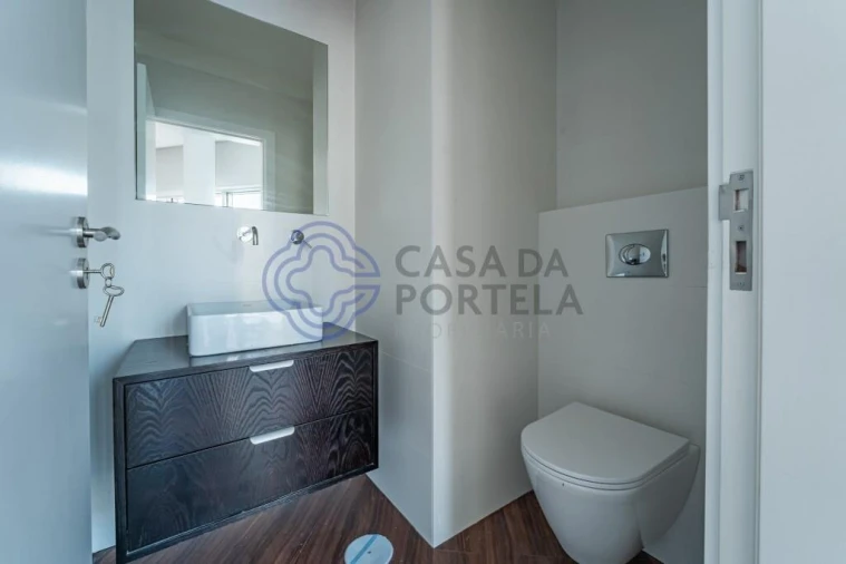 Apartamento T3 para Venda em Lordelo do Ouro e Massarelos Foto 7