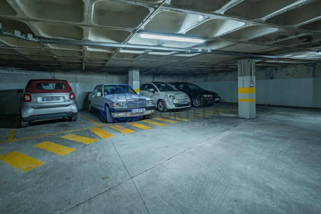 Apartamento T3 para Venda em Lordelo do Ouro e Massarelos Foto 24