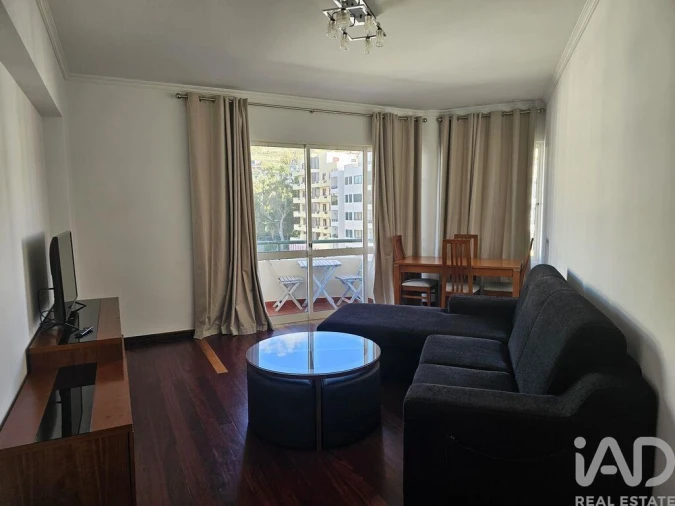 Apartamento T1 para Arrendamento em São Martinho Foto 1